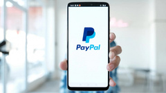 Платёжный сервис PayPal приостановил работу в России