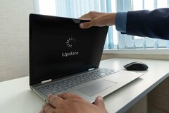 Windows 11 не оставит в покое владельцев старых компьютеров: появился новый вотермарк на рабочем столе