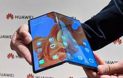 Huawei может сделать складные телефоны более доступными для всех