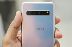 Как летит время: первый 5G-смартфон Samsung уже устарел. Galaxy S10 больше не будет получать ежемесячные обновления