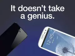 Топ-менеджер Apple: Samsung скопировала iPhone и просто поставила большой экран