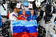 NASA осудила российских космонавтов за фото с флагом ЛНР