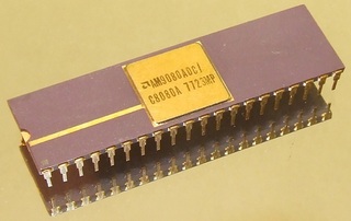 50 лет назад AMD начала массовый выпуск своего первого процессора AM8090, принёсшего компании баснословную прибыль