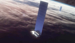 Солнечная вспышка уничтожила 38 спутников Илона Маска. Потеряны десятки миллионов долларов