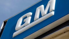 Автоконцерн General Motors приостановил показ рекламы в соцсети Twitter сразу после её покупки Илоном Маском