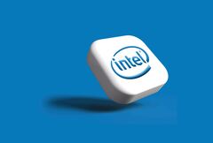 Intel выиграла суд по иску акционеров о потерях в $32 миллиарда