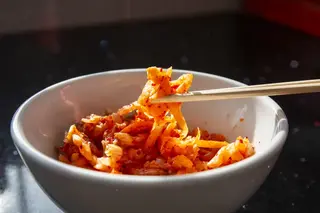 Улучшение пищеварения и другие преимущества ферментированных продуктов для здоровья кишечника
