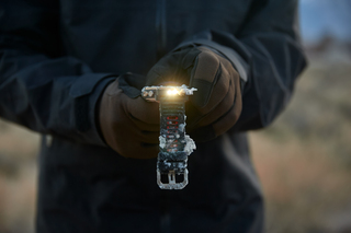 Amazfit представила в России титановые смарт-часы T-Rex Ultra 2