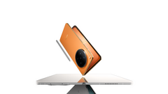 СМИ: складной iPhone получит схожий с Oppo Find N6 экран