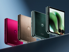 СМИ поделились характеристиками складного Motorola Razr 70 Ultra. Что изменилось