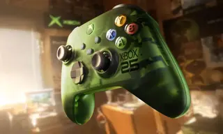 Показали Xbox Series X в полупрозрачном зелёном корпусе