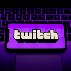 Роскомнадзор снова составил протокол на Twitch. Компанию ждет очередной штраф