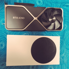 Блогеры распаковывают RTX 4090. Видеокарта больше Xbox Series S — вот такая она здоровенная
