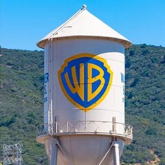 Warner Bros. и Paramount обсуждают слияние, по информации СМИ