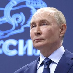 Владимир Путин обещал разобраться с замедлением YouTube, сообщил директор «Мосфильма» после встречи с президентом