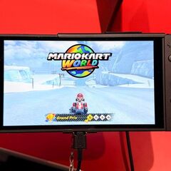 Nintendo запатентовала технологию, которая позволит запускать на Switch игры с двухэкранных DS и 3DS
