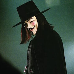 Не помнит 5 ноября. Прошло 20 лет, но Алан Мур все еще сильно ненавидит экранизацию «V — значит вендетта»