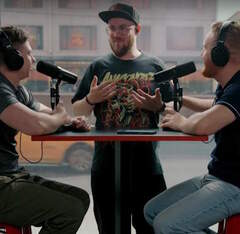 Евгений Чебатков и Илья Раевский обсудили «нефоров» и на какую карту кидать ведьмаку