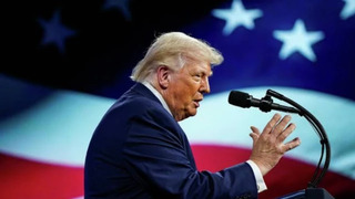Никому нельзя, но если дружить с Трампом, то можно: президент США разрешит Apple закупать память в Китае