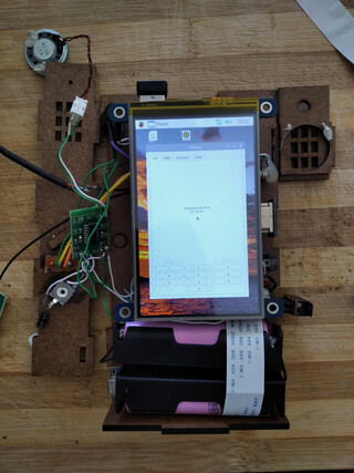 Представлен самодельный смартфон на базе Raspberry Pi под названием OURS с открытым исходным кодом