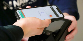 Apple собирается открыть доступ к NFC-чипу iPhone в Европе для конкурентов Apple Pay