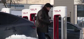 Tesla выпустила обновление прошивки для электромобилей, улучшающее работу аккумулятора в холода