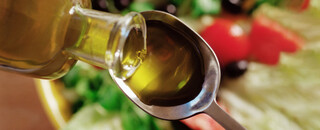 Ложка оливкового масла в день может снизить риск смерти от деменции на 28%
