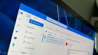 Пользователи Outlook смогут добавлять произношение имени в карточки профиля со следующего года