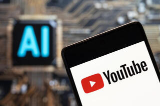 YouTube поможет знаменитостям находить дипфейки с их участием