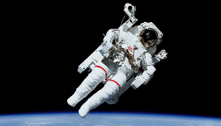Скафандры NASA способны убить астронавтов — выходы в открытый космос прекращаются?