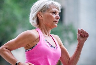 Почему спорт делает нас счастливее: ученые раскрыли секрет