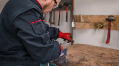 Энтузиаст закруглил углы своего MacBook напильником: для чего