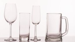 Как выглядит идеальный бокал для пива: исследование ученых