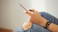 Россияне массово страхуют гаджеты: подробности