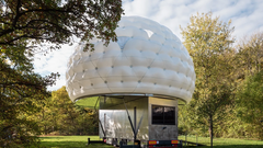 Как выглядит надувной мини-дом: редкие кадры интерьера