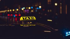 Эксперт: Будет ли считаться прогулом, если человек не доехал на работу из-за сбоев в такси