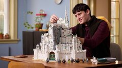 LEGO представила гигантский конструктор «Властелин колец: Минас Тирит»