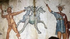 Археологи не могут разгадать личность 2200-летнего скелета из «Гробницы Цербера»
