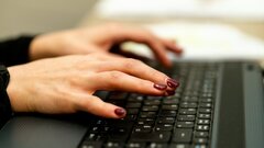 Госдума приняла в первом чтении законопроект о развитии ИИ