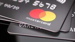 Россиян предупредили о сложностях при оплате картами Visa и Mastercard