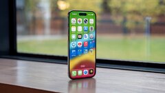 Инсайдер опроверг отказ Apple от «стеклянного» iPhone