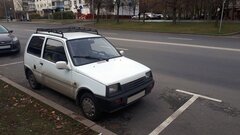 Блогер превратил «Оку» в дом на колесах