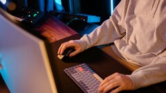 Японская модель против западной: как игровые студии избегают массовых сокращений