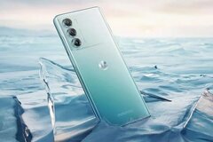 Флагман со старым процессором: Moto S30 Pro получит Snapdragon 888 Plus