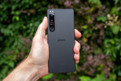 Флагманский смартфон Sony Xperia 1 IV ощутимо подешевел в Китае