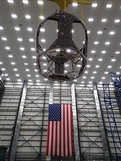 Blue Origin показала лунный посадочный модуль Blue Moon MK1 на производственной линии