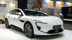 Пожизненная гарантия для россиян и полный перечень современных технологий. В России подорожали Avatr 11 и Avatr 12