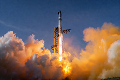 Втрое мощнее ракеты, которая доставила людей на Луну. Starship четвертого поколения должен развивать тягу до 10 000 тонн
