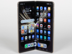 Экран более 8 дюймов, новая камера 50 Мп и топовая платформа Kirin 9040. Смартфон Huawei Mate X8 обрастает деталями