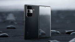 iPhone Fold ещё не вышел, а сделать так же хочет уже не только Samsung, но и Honor